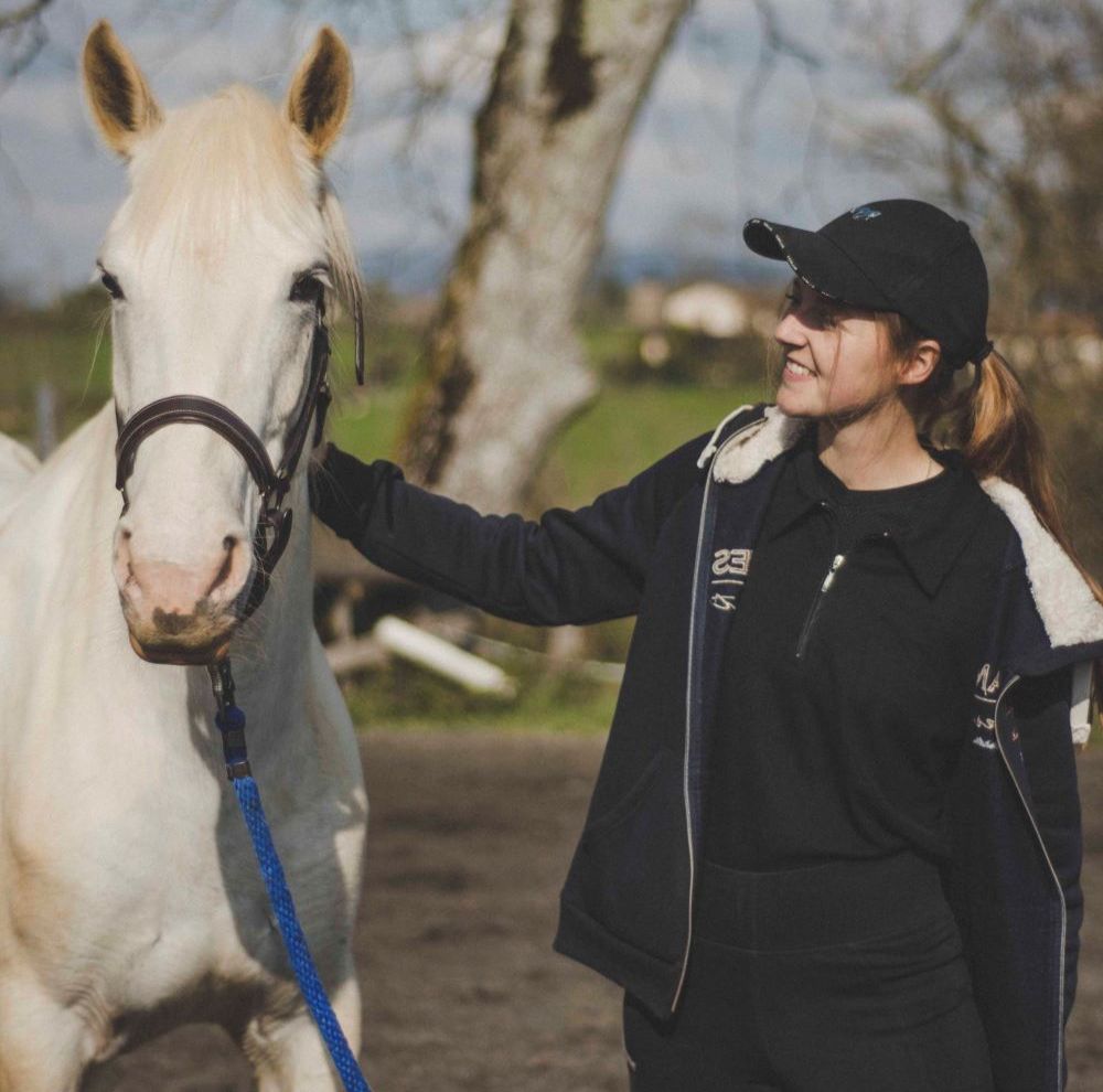 Mathilde, monitrice CQP EAE à la Ferme équestre Saint Laurent